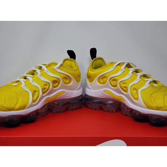 Nike Air Vapormax Plus WMNS SPEED YELLOW CU4907-700 Size 7.5w WORN - Picture 6 of 8